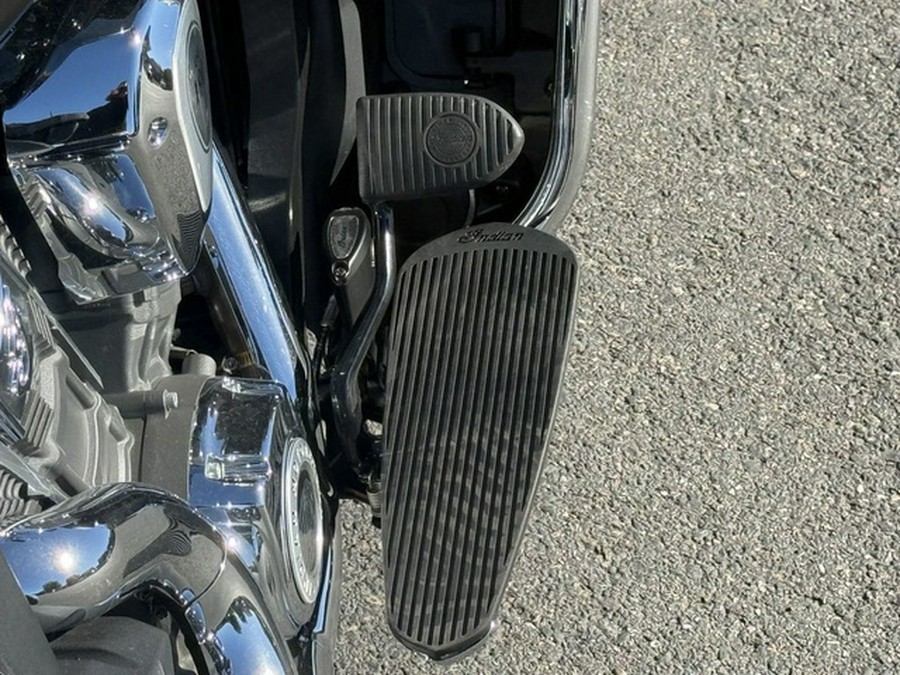 2023 Indian Pursuit Limited With Premium Package Black Metallic