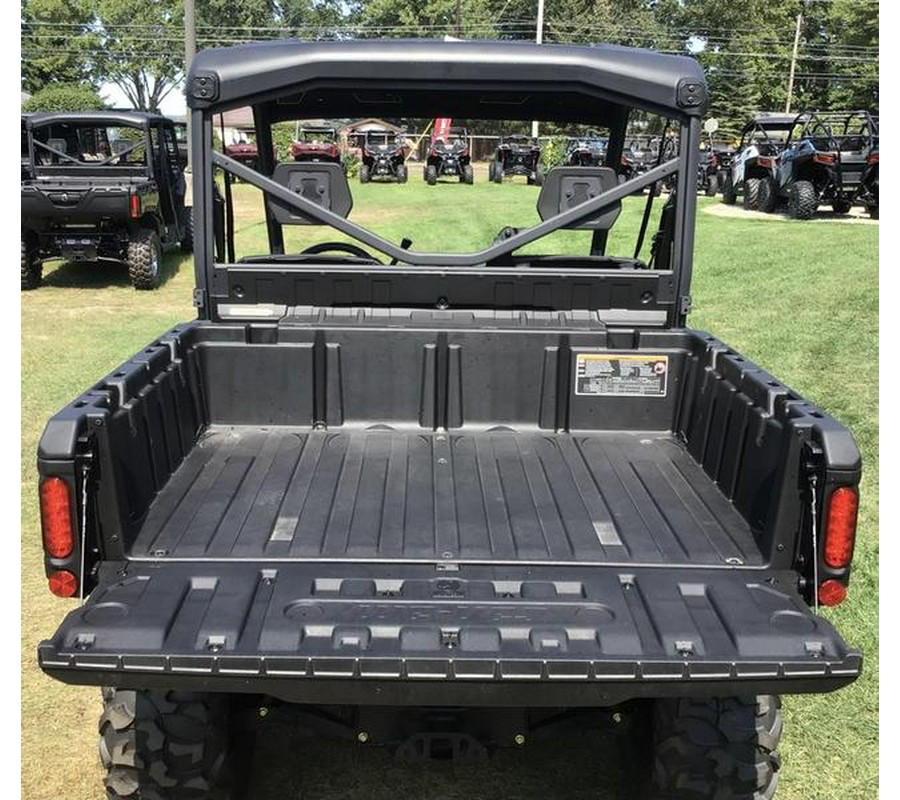 2024 Can-Am® Defender XT HD9