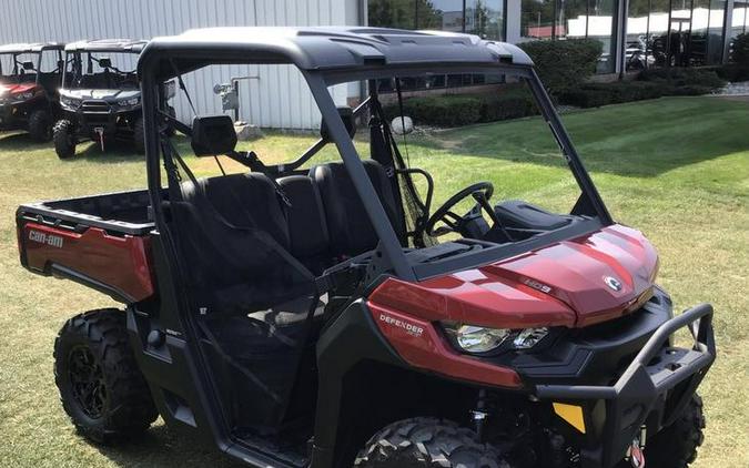 2024 Can-Am® Defender XT HD9