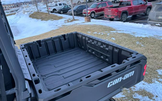 2026 Can-Am Defender DPS HD9