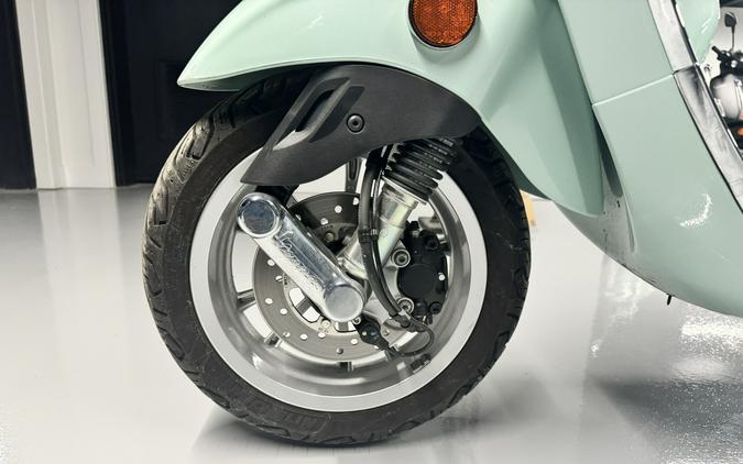 2022 Vespa Primavera 50