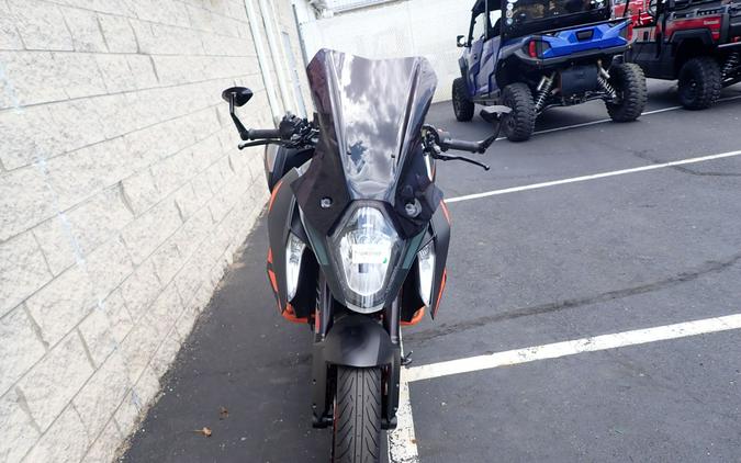 2017 KTM 1290 Super Duke GT