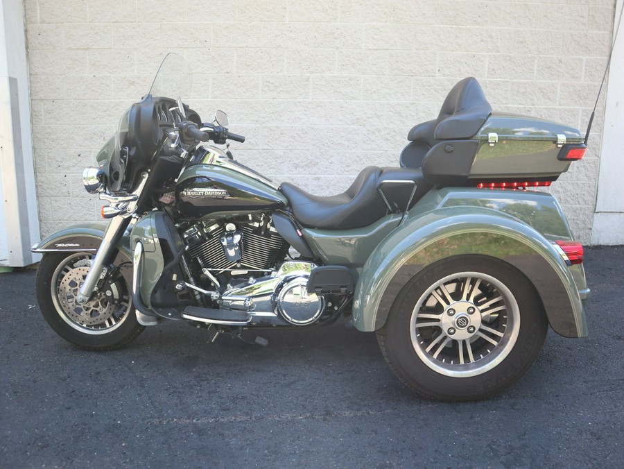 Used 2021 Harley-Davidson Tri Glide Ultra FLHTCUTG