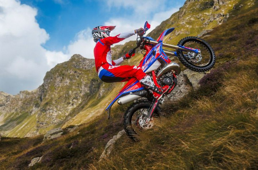 2026 Beta Motorcycles 300 RR RACER