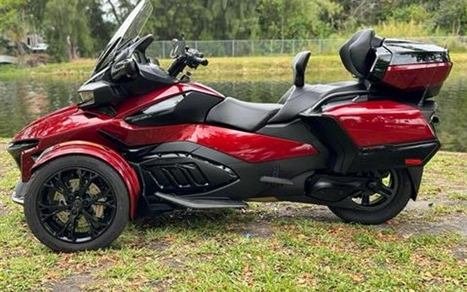 2022 Can-Am Spyder RT Limited