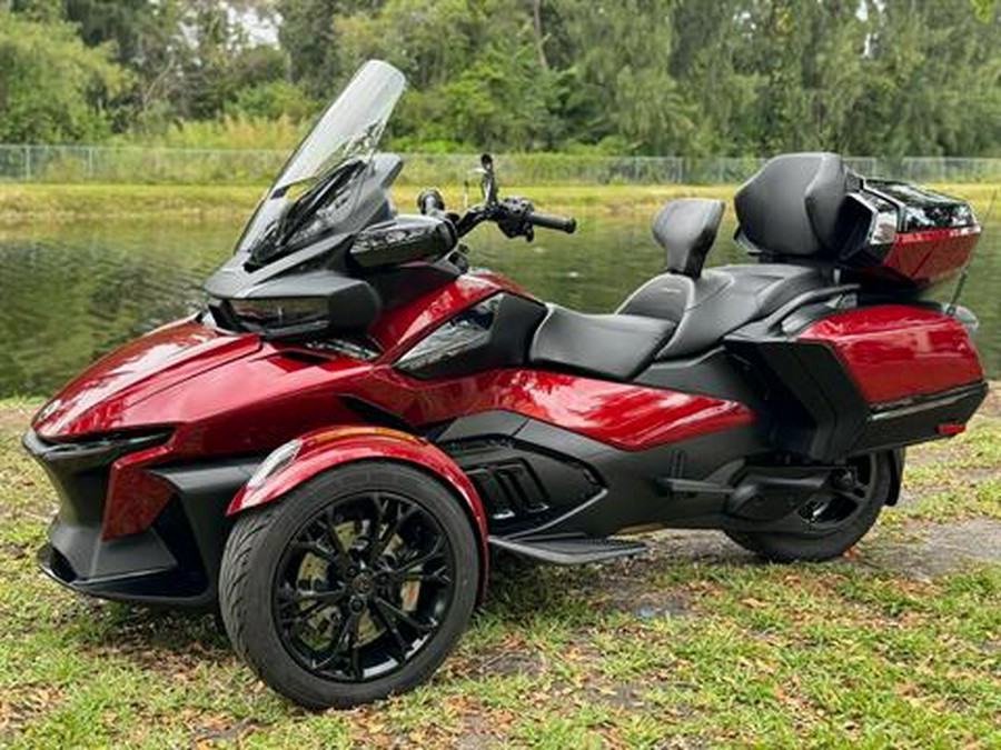 2022 Can-Am Spyder RT Limited