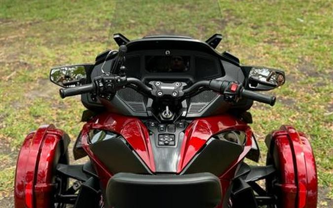 2022 Can-Am Spyder RT Limited