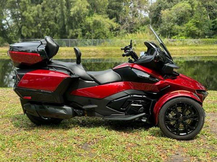 2022 Can-Am Spyder RT Limited