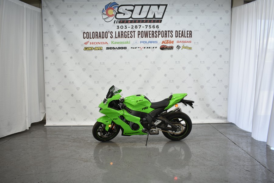 2024 Kawasaki Ninja® ZX™-10RR Base