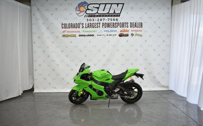 2024 Kawasaki Ninja® ZX™-10RR Base