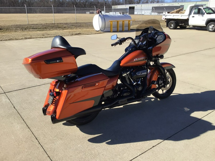 FLTRXS 2020 Road Glide® Special