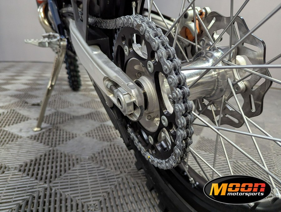 2026 Husqvarna TE 300