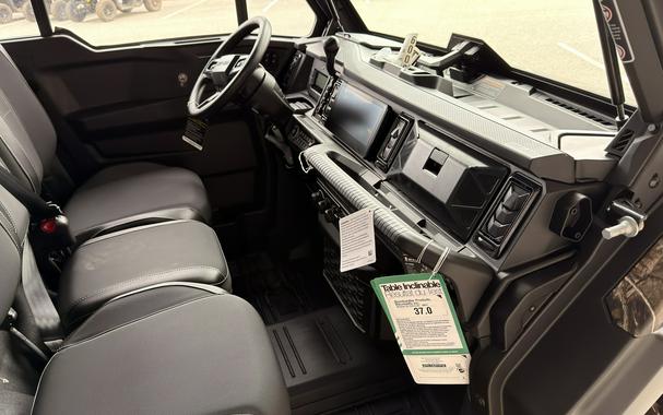 2026 Can-Am Defender MAX Limited HD11