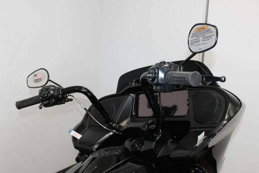 2026 Harley-Davidson® Road Glide® VIVID BLACK