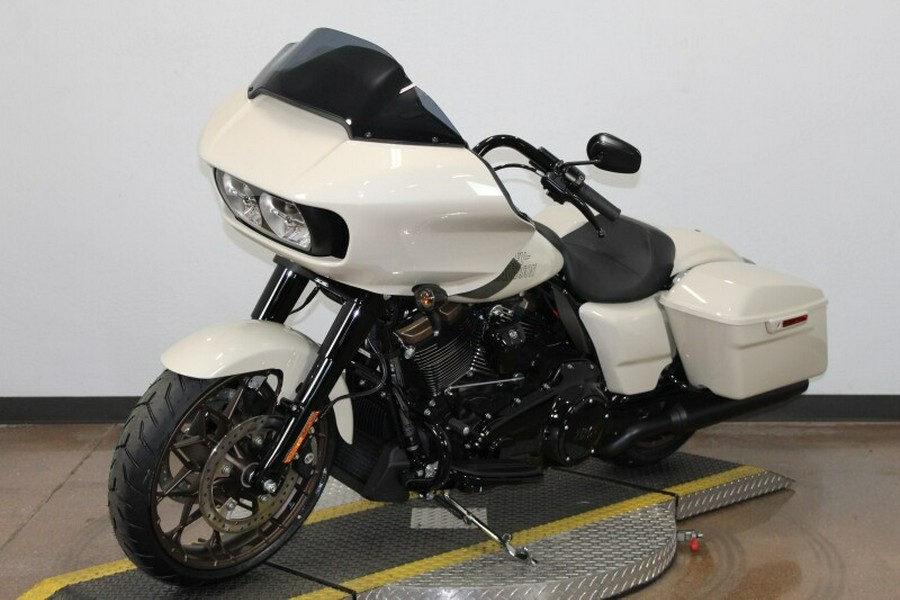 Harley-Davidson Road Glide ST 2023 FLTRXST 992579DT WHITE SAND PRL