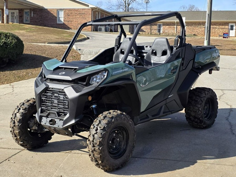 2025 Can-Am Commander DPS 700