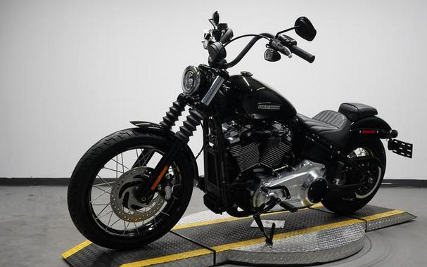 2025 Harley-Davidson® FXBB - Street Bob®