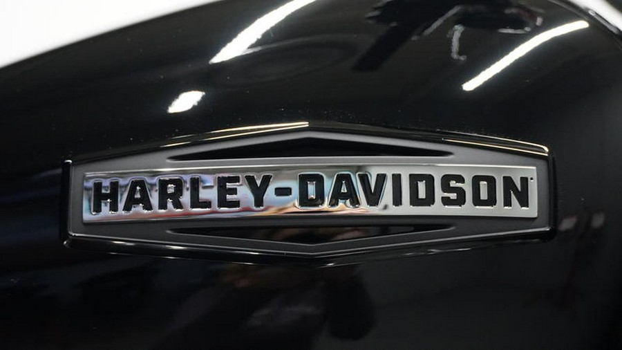 2025 Harley-Davidson® FXBB - Street Bob®