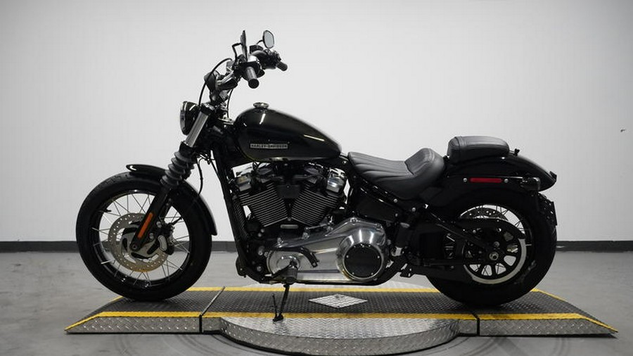 2025 Harley-Davidson® FXBB - Street Bob®