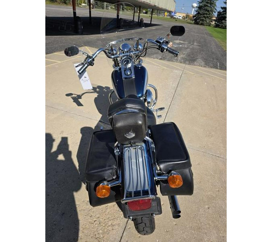 2001 Harley-Davidson® FXSTS - Springer Softail®