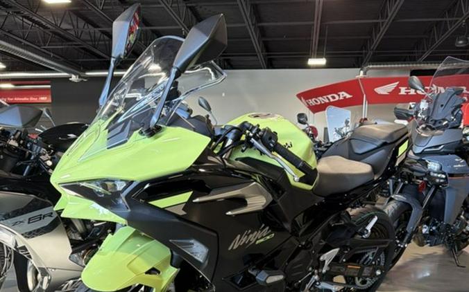 2026 Kawasaki Ninja® 500 SE ABS