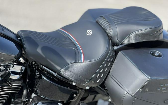 2026 Harley-Davidson Softail FLHC - Heritage Classic
