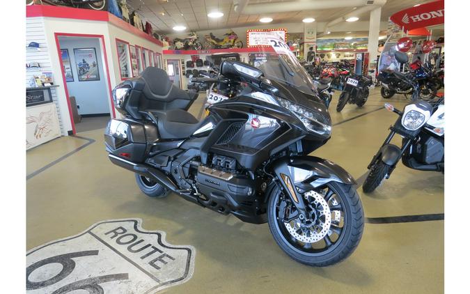 2026 Gold Wing® Tour Automatic DCT - Honda