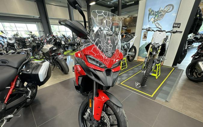 2026 Ducati MULTISTRADA V2
