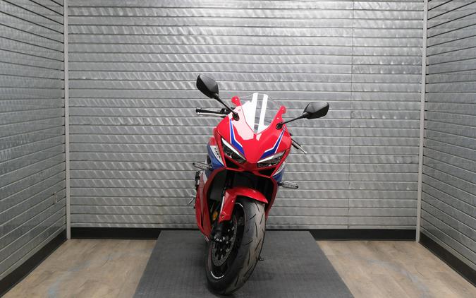 2026 HONDA CBR650R E-CLUTCH