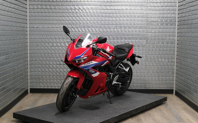 2026 HONDA CBR650R E-CLUTCH