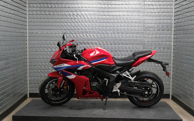 2026 HONDA CBR650R E-CLUTCH