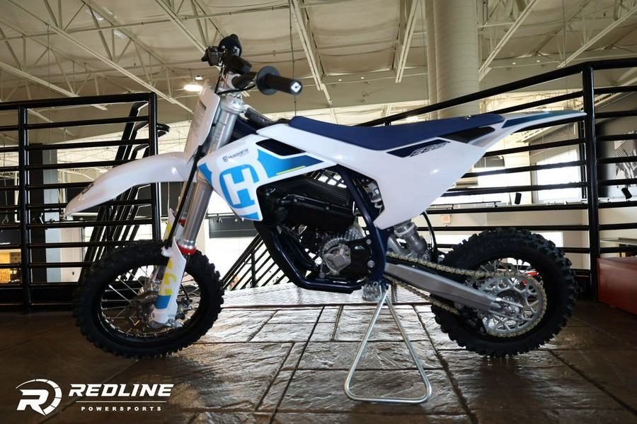 2024 Husqvarna® EE 5