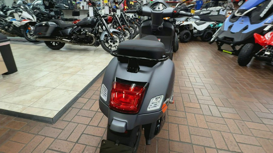 2025 Vespa GTS SUPERSPORT 310