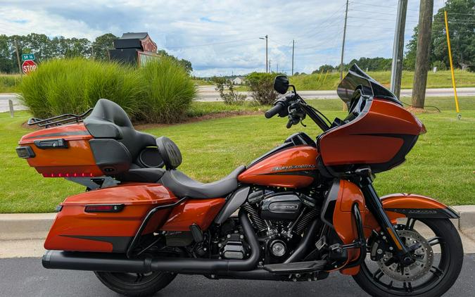 2020 Harley-Davidson® Road Glide® Limited Scorched Orange/Silver Flux
