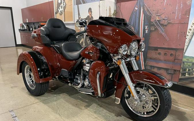 2024 Harley-Davidson FLHTCUTG - Tri Glide Ultra