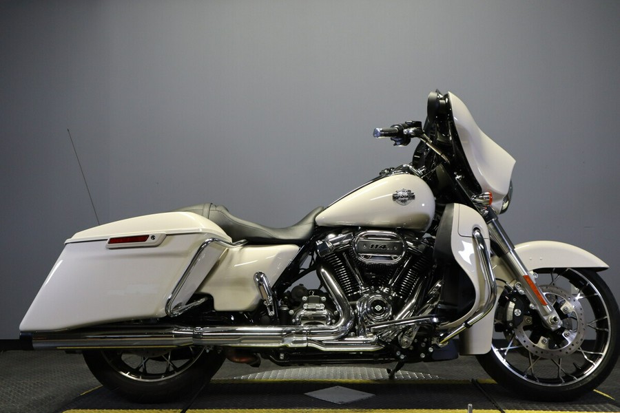 2022 Harley-Davidson Street Glide Special