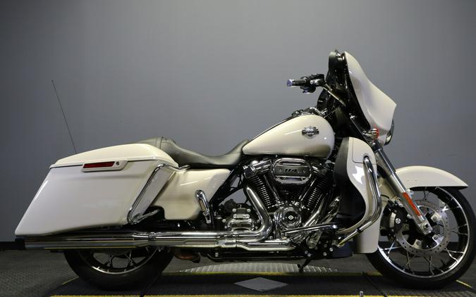 2022 Harley-Davidson Street Glide Special