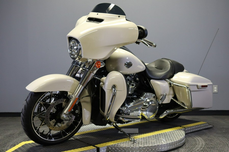 2022 Harley-Davidson Street Glide Special