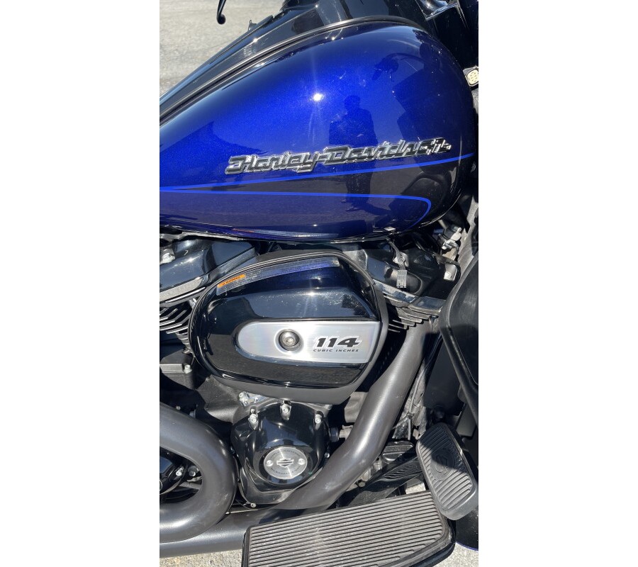 2020 Harley-Davidson Road Glide Limited Zephyr Blue/Black Sunglo