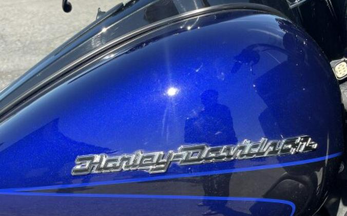 2020 Harley-Davidson Road Glide Limited Zephyr Blue/Black Sunglo