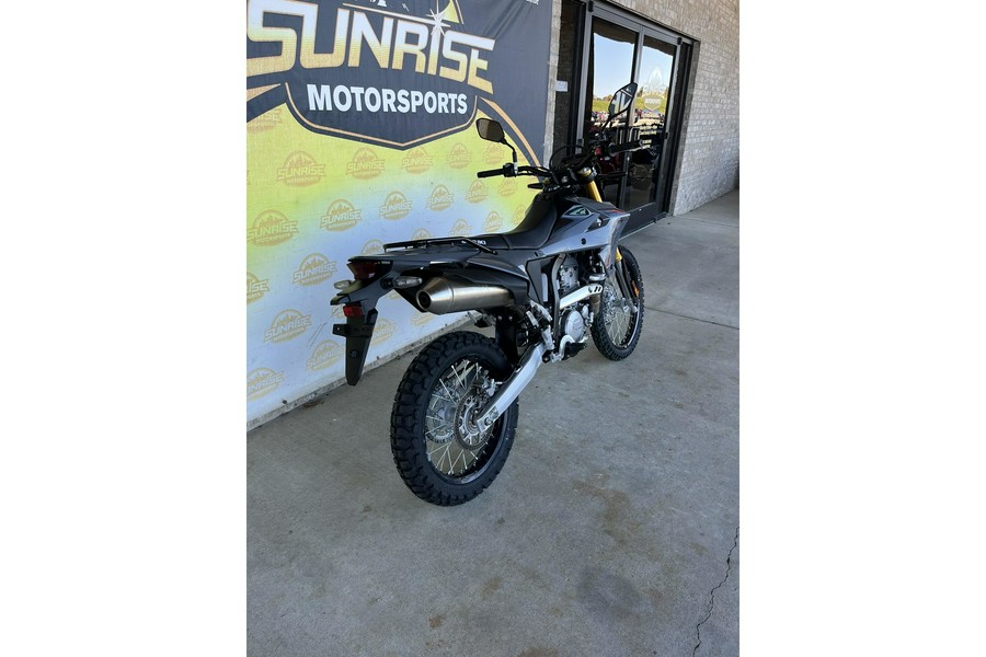 2025 Suzuki DR-Z 4S