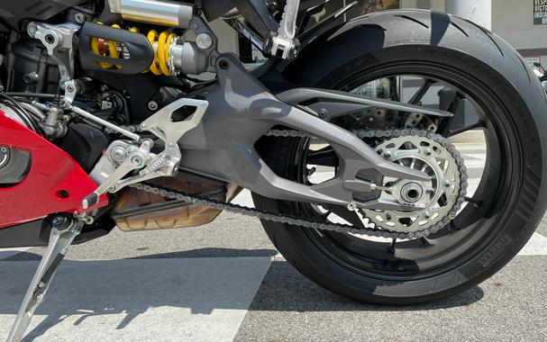 2026 Ducati Panigale V2 - DEMO