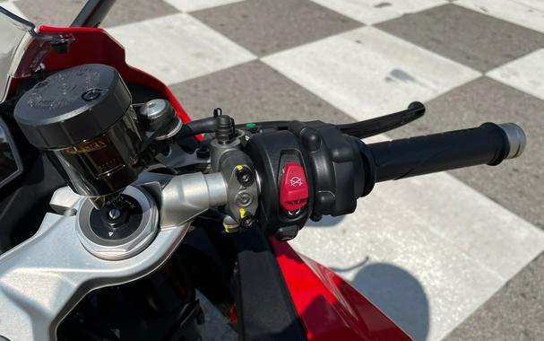 2026 Ducati Panigale V2 - DEMO