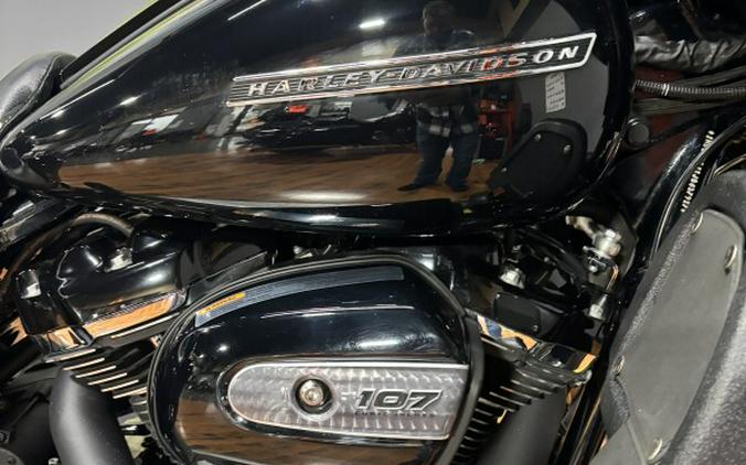 2018 Harley-Davidson® Street Glide® Special BLACK