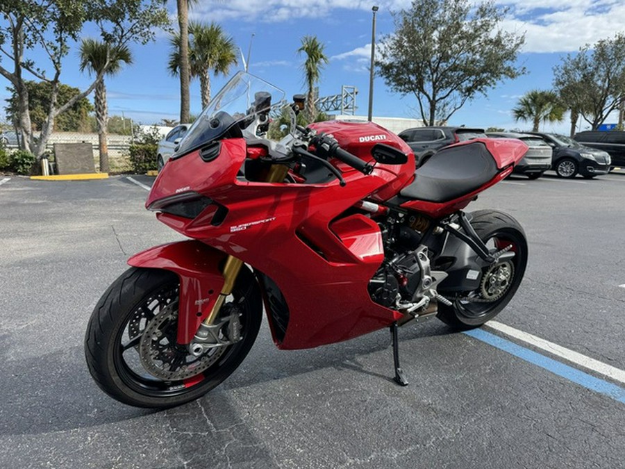 2024 Ducati Supersport 950 S Red