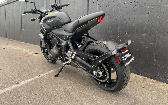 2023 Triumph Trident 660 Sapphire Black