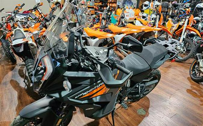 2023 KTM 1290 Super Adventure S