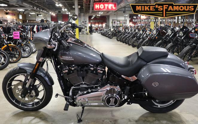 2021 Harley-Davidson Sport Glide Review: Two-Wheeled Convertible