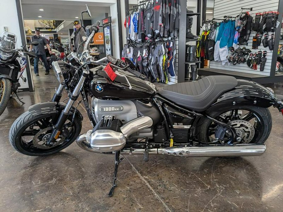 2025 BMW R 18 Black Storm Metallic
