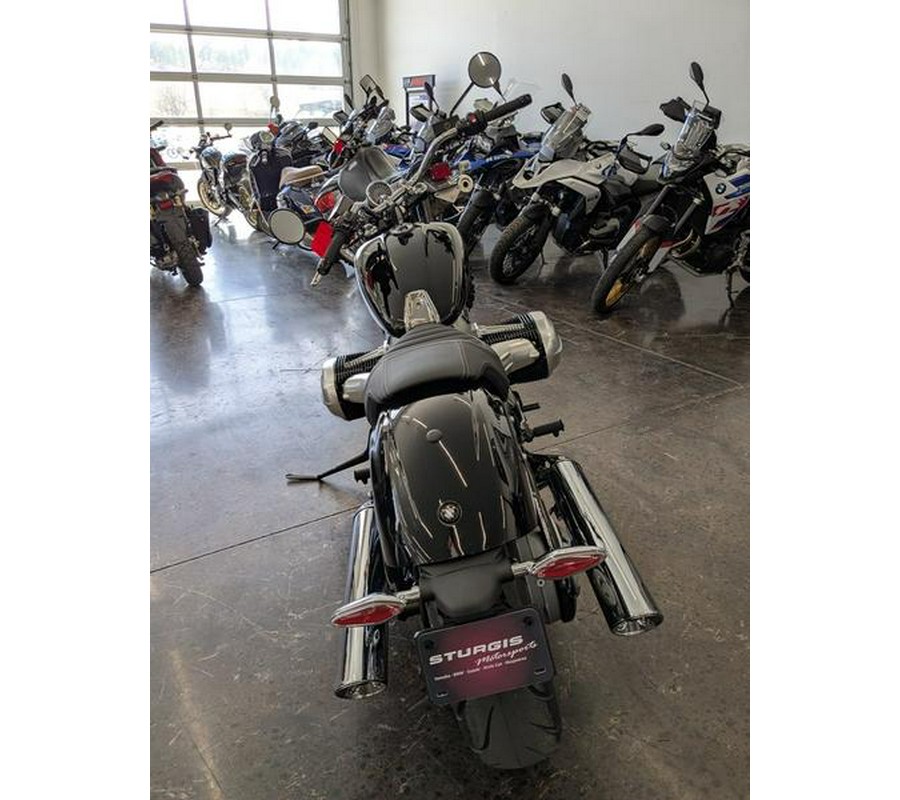 2025 BMW R 18 Black Storm Metallic